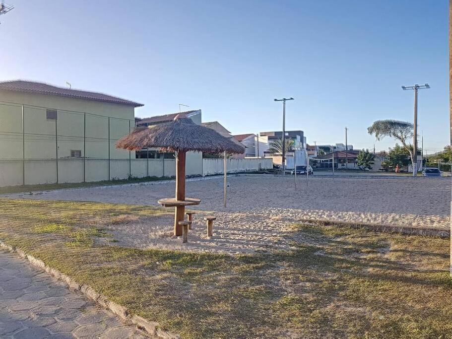 Casa Com Piscina, Churrasqueira E Ar Condicionado Em Condominio Cabo Frio Esterno foto