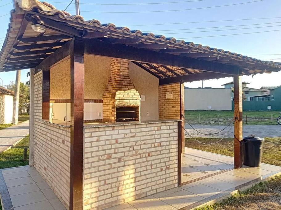 Casa Com Piscina, Churrasqueira E Ar Condicionado Em Condominio Cabo Frio Esterno foto