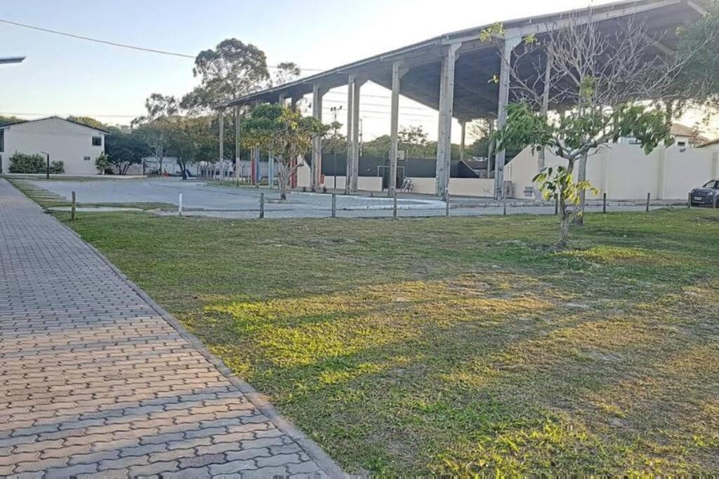 Casa Com Piscina, Churrasqueira E Ar Condicionado Em Condominio Cabo Frio Esterno foto